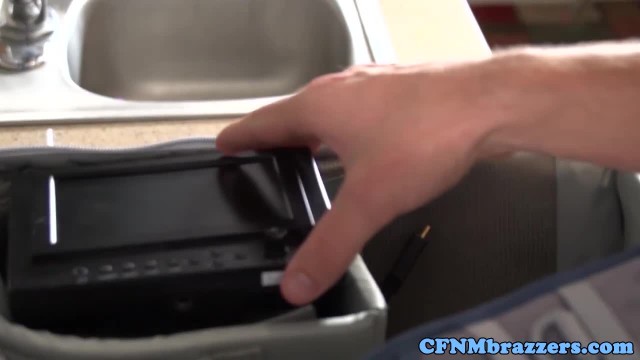 Одновременный минет от стильных блондинок - #3