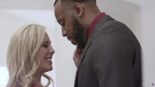 Брутальный негр быстро довел до экстаза опытную бабу - #2