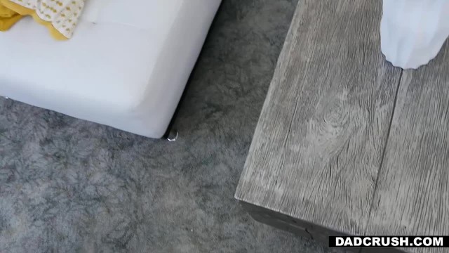 Тайный секс с опытным отчимом молодой блондинки - #8